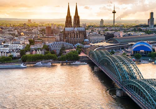 Deutsch unf Fremdsprachen lernen in Sprachschule Aktiv Köln